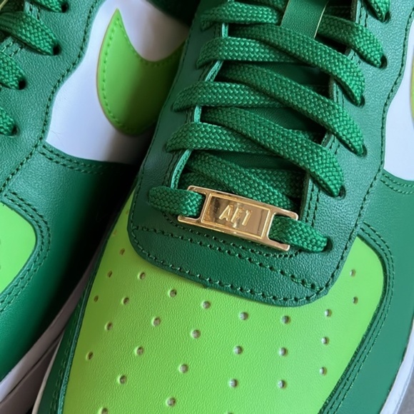 Nike Air Force 1 Low St. Patrick's Day 2021 Sneakers - Picture 8 of 13